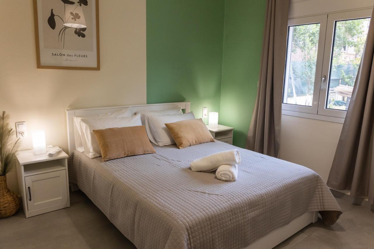 Adriana Apartment Agia Marina  Ngoại thất bức ảnh