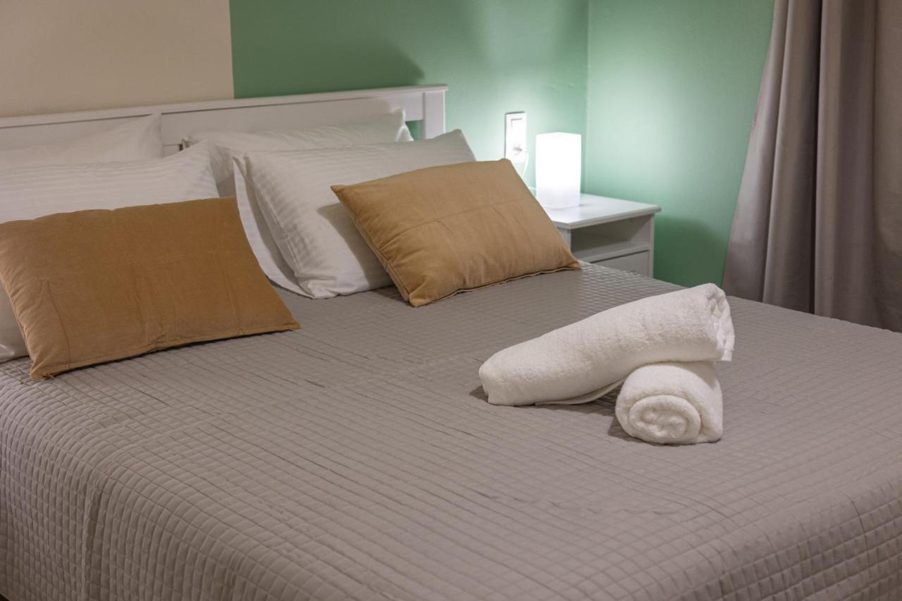 Adriana Apartment Agia Marina  Ngoại thất bức ảnh