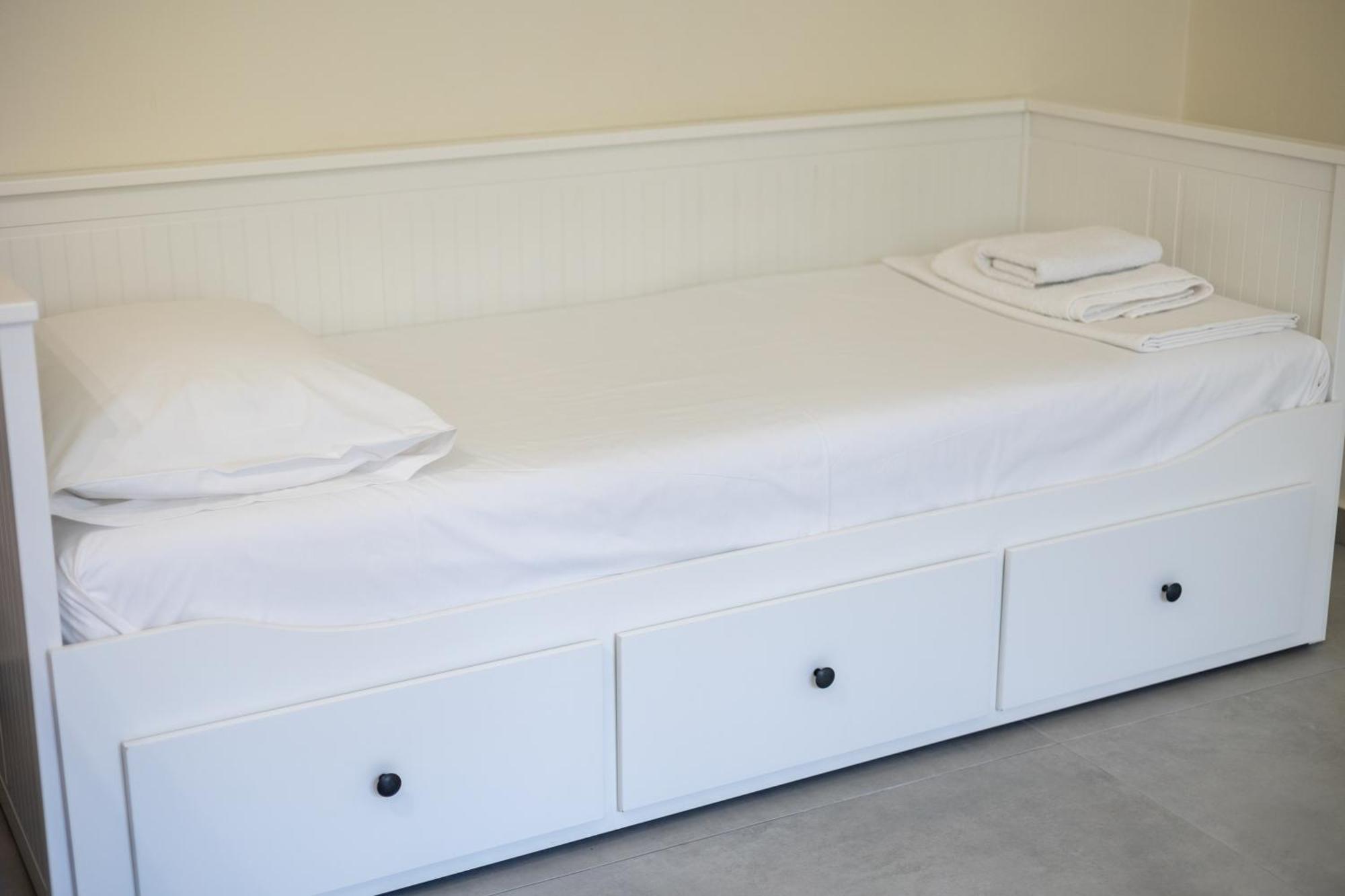 Adriana Apartment Agia Marina  Ngoại thất bức ảnh